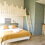 Hotel Georges Hostel&café Sète