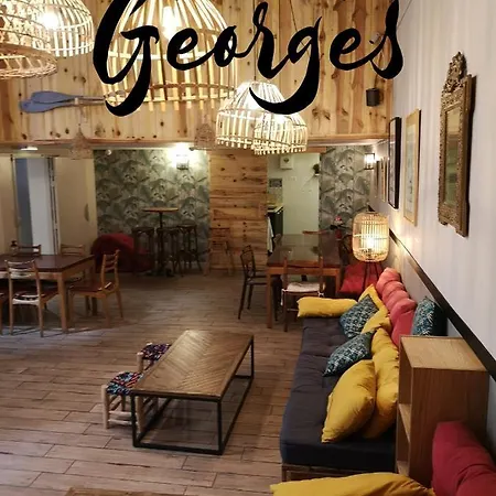 Hotel Georges Hostel&café *