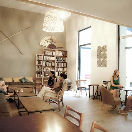 Hotel Georges Hostel&café Sète