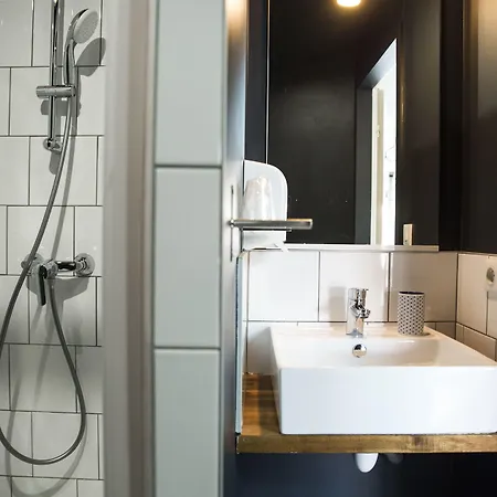 Georges Hostel&café Hotel Sète