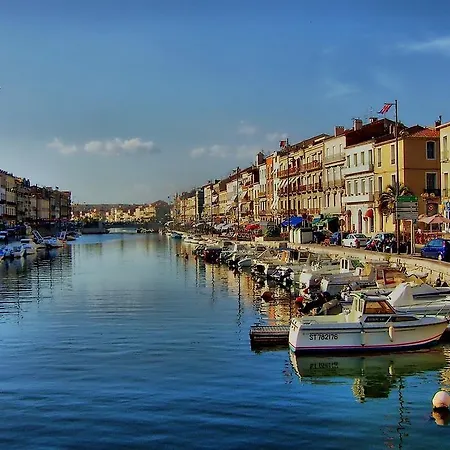 Georges Hostel&café Hotel Sète