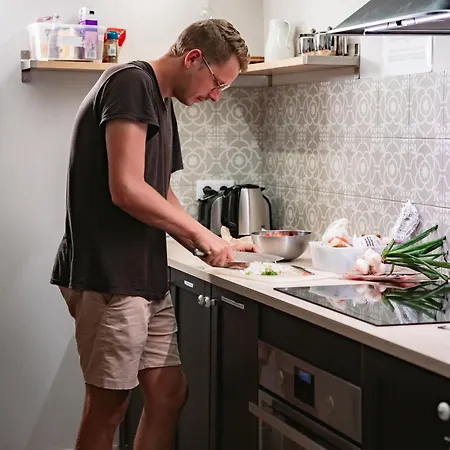 Hotel Georges & Cafe *