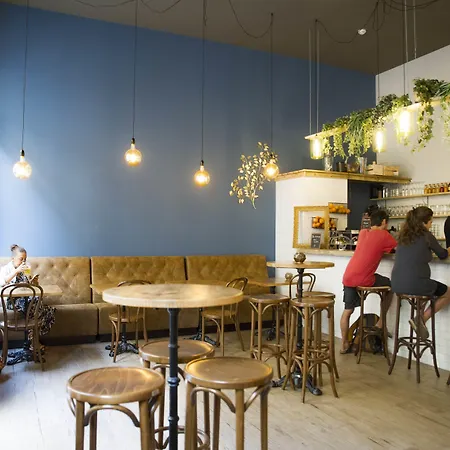 Georges & Cafe Szálloda Sète