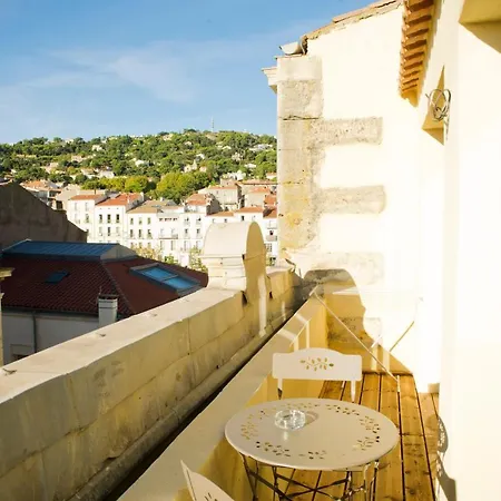 Georges Hostel&café Auberge de jeunesse Sète