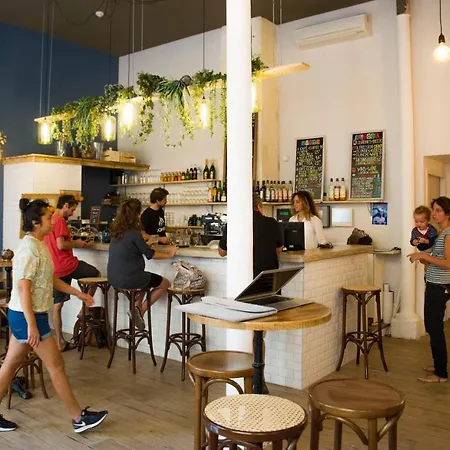 Auberge de jeunesse Georges Hostel&café